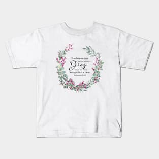 Romanos 8:28 Spanish bible verse Kids T-Shirt